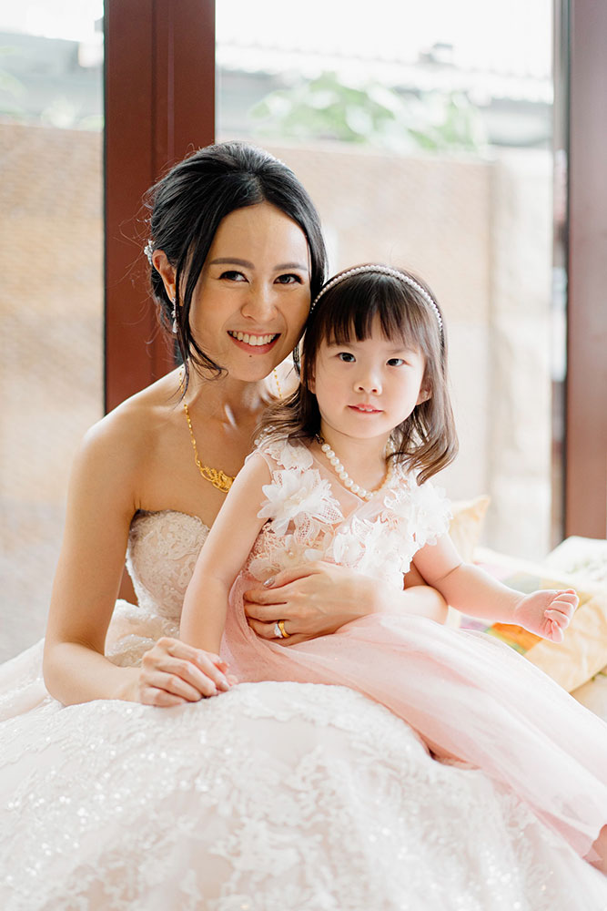 wedding-photographer-singapore-photography-aretha-poh-jiawei-photoshoot-bride-gown3